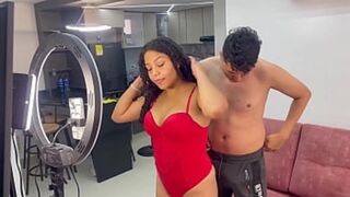 I 'help' my niece get a sextape going viral, and the whole family gets it HL!