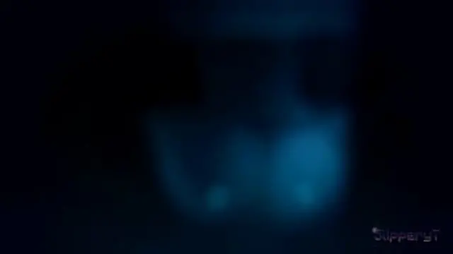 Raven-Haired Siren′s Sinful Descent into Obscenity Frenzy