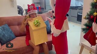 A horny🥵 Latina babe gets Santa's colossal schlong and creamy milk on Xmas morning