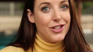 Angela White Ravaged in a Lusty黄色Delight