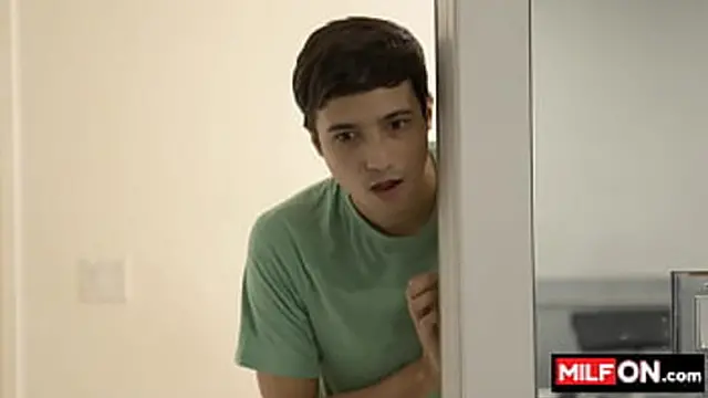 Double Big Tit MILF Trouble With Ryan Keely & Richelle Ryan In A Hot Gym Session With Ricky Spanish