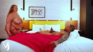 Massive BBW Veronica JasmineGetsHerFatPussyBatteredByEddieJaye