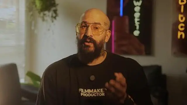 Beautiful Colombian ebony cheater fucks her husband's best friend, fuck my huge ass like it's yours!