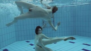 Anna Netrebko and Lada Poleshuk underwater lesbos