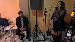He picks up a cumbia singer and takes her straight to his bed