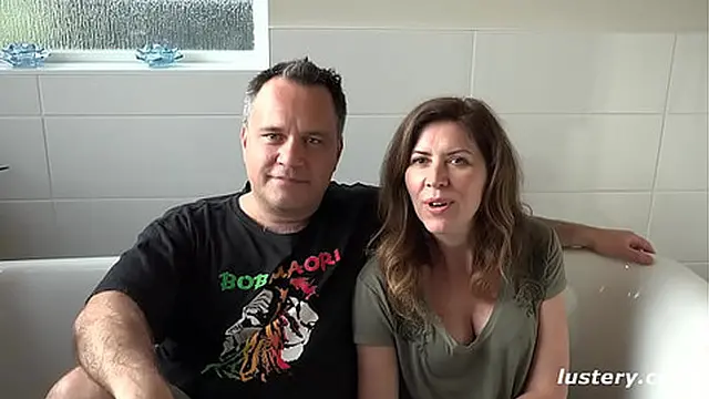 Lustery Submission #902: Andy and Kitty - Fun in the Tub