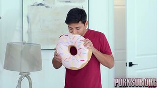 Donuts And Cupids Arrow  Spanish sub  To see in: pornsuborg