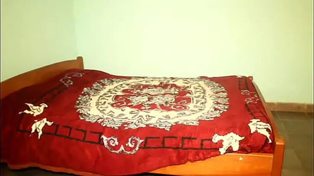 White girl Caroline Sweets gets stretched by BBC in interracial scene - Reality