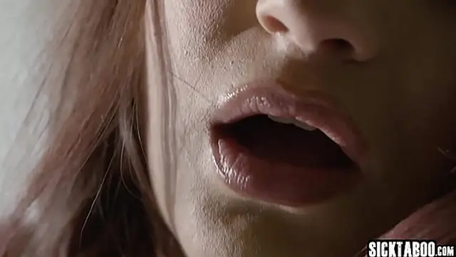 Hardcore blindfolded sex with Rebel Lynn so MILF enjoyed husbands boyfriend