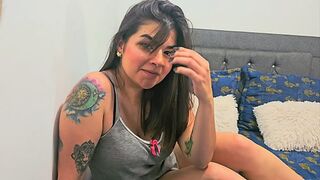 I seduce my stepfather with my ass