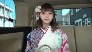 20-year-old with hidden huge breasts, G cup, on the way home from the coming-of-age ceremony. Photographed as a commemorative photoshoot. 2